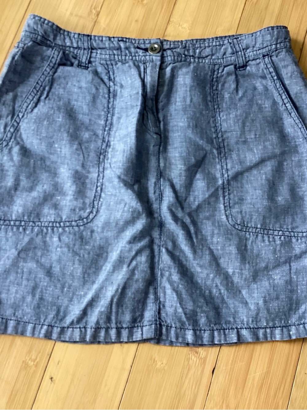 Horny Toad Blue Chambray Pocket Skirt